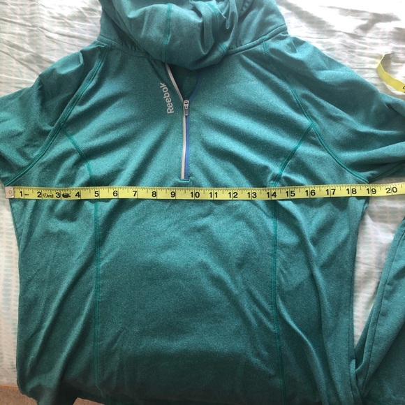 Reebok Quarter Zip - Picture 8 of 8